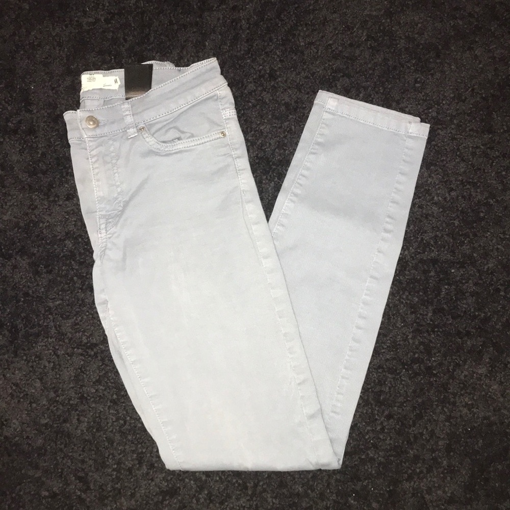 Blue skinny jeans